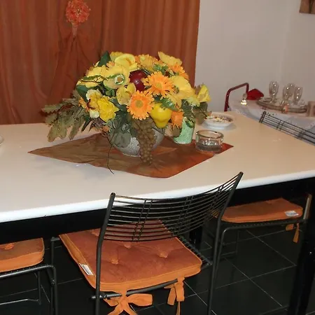 Elegance Apartment La Spezia